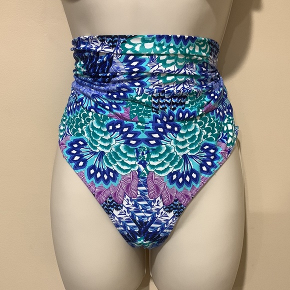 Bra Sz D/DD Bond-Eye Australia swim set - Picture 11 of 15